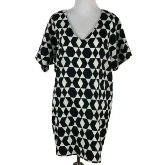 Everly dress size S black white hexagon geometric - Picture 1 of 9
